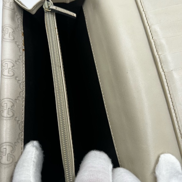 GUC Gucci Cream Guccissima Wallet - Picture 7 of 10